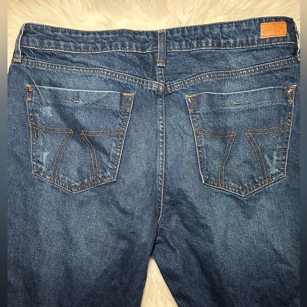 Seven7 Jeans Marilyn Relaxed Boyfriend Jean - Size 14 - Picture 5 of 11